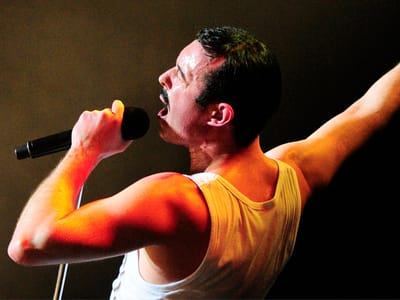 ONE NIGHT OF QUEEN