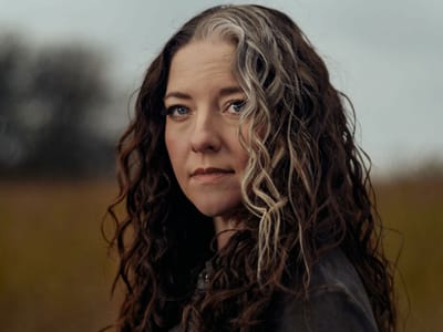 Ashley McBryde: Into The Wild Tour