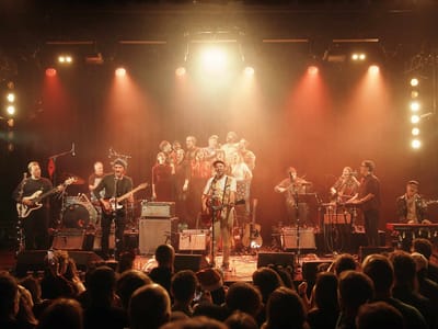 Sunturns: 15 år med indie-jul