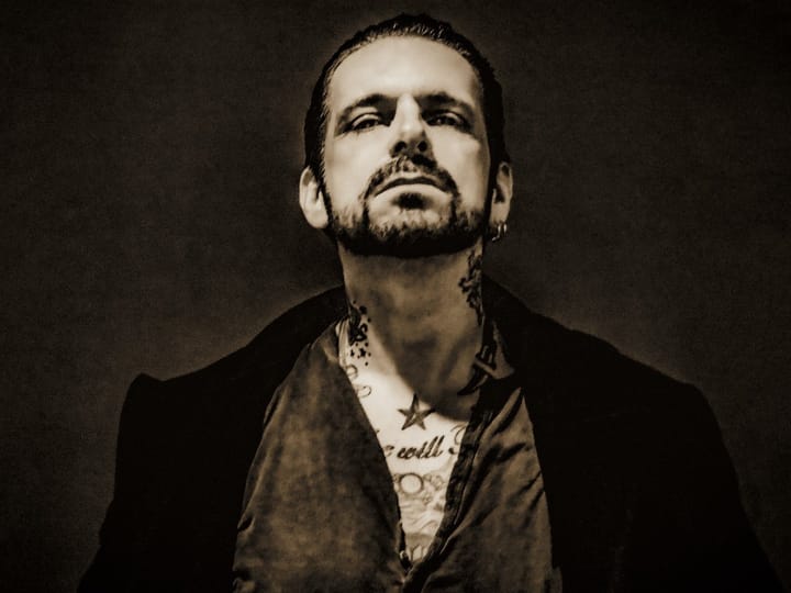 Ricky Warwick & the Fighting Hearts